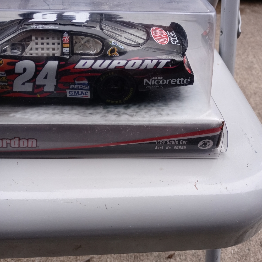 Jeff Gordon Scale Cars - Picture 4 of 16
